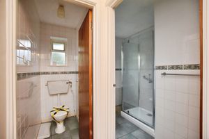 Photo 16- click for photo gallery